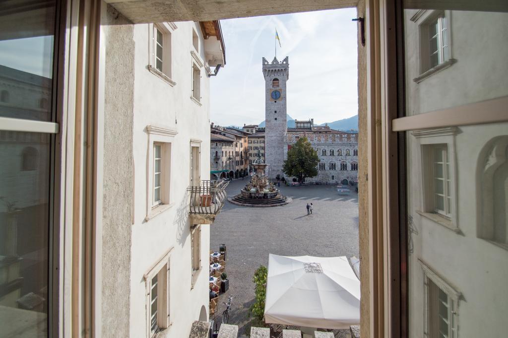 Scrigno Del Duomo Hotel Trento Exterior photo